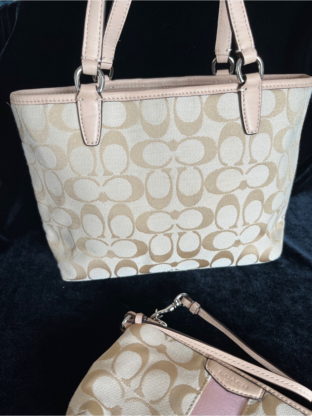Vintage SIGNATURE STRIPE TOP HANDLE TOTE COACH KHAKI/SHELL PINK w/Wristlet - Picture 5 of 12
